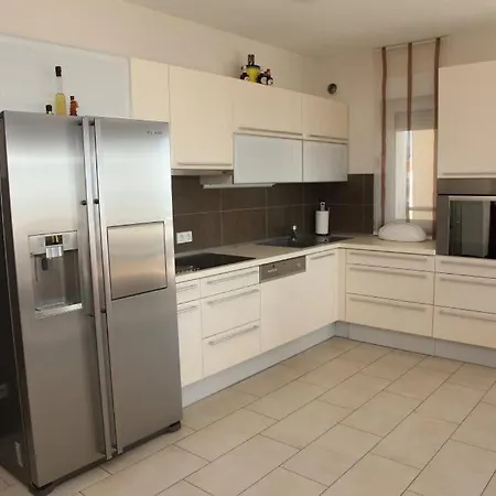 Apartment Toma Kucine